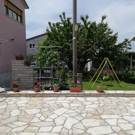 Vesna Apartment