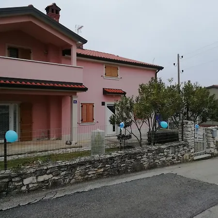 Apartment Vesna Kaštel